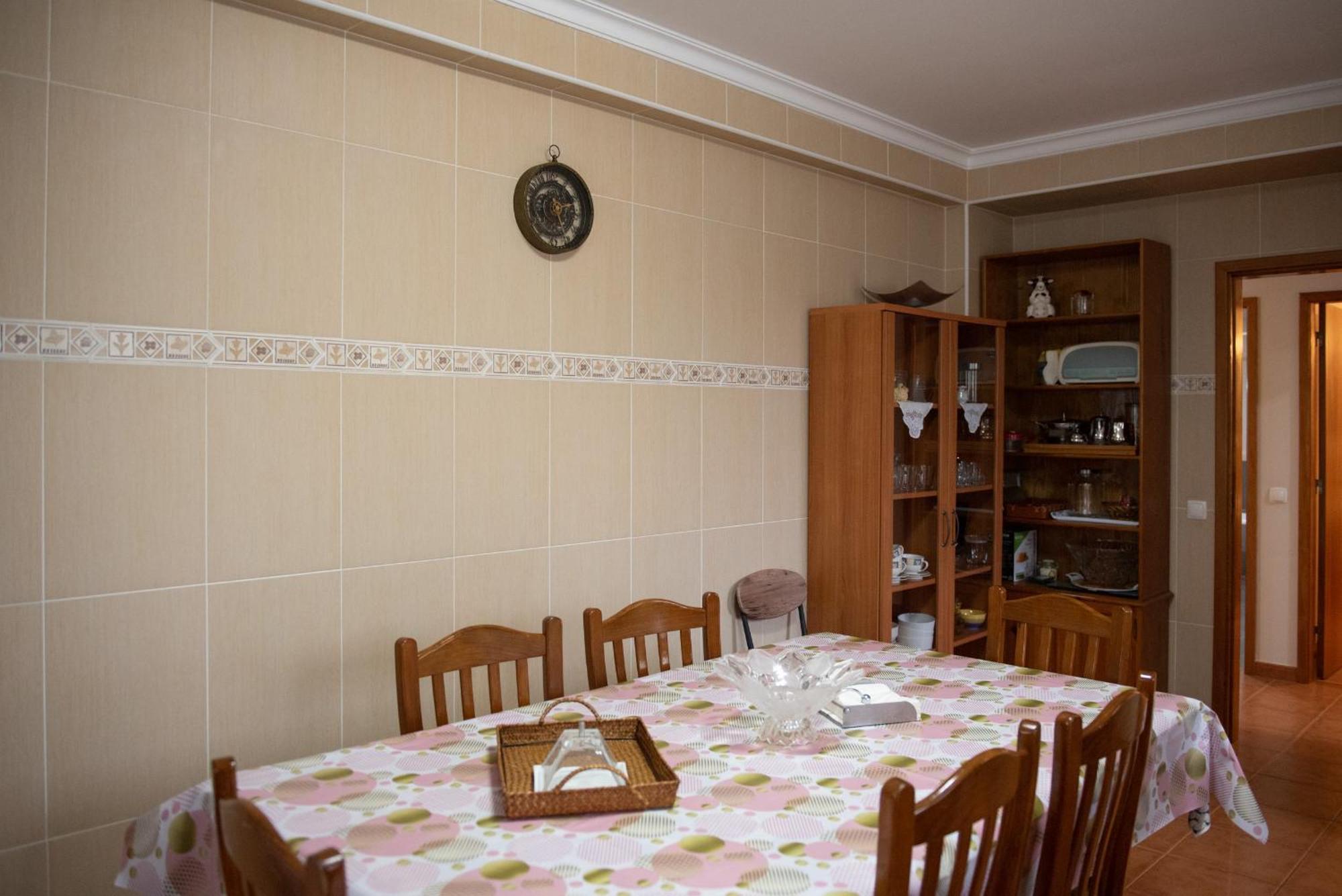 Casa Espacosa Perto De Angra Angra do Heroísmo Buitenkant foto